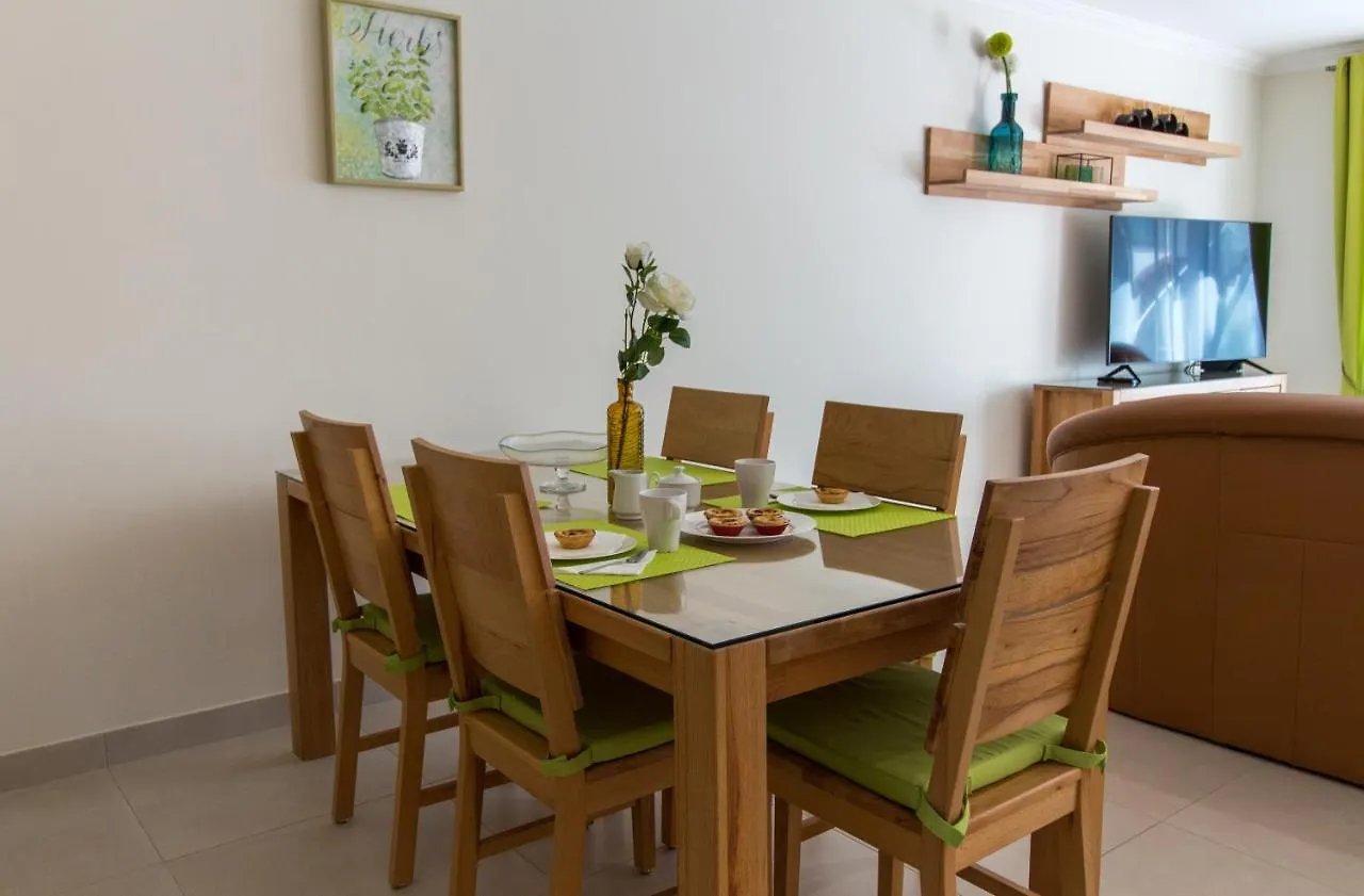 Cliff-Top Townhouse With Stunning Ocean Views Carvoeiro  Carvoeiro (Lagoa)
